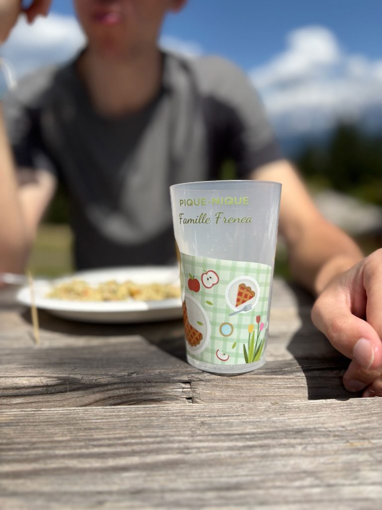 Gobelets personnalisés pour un pique nique