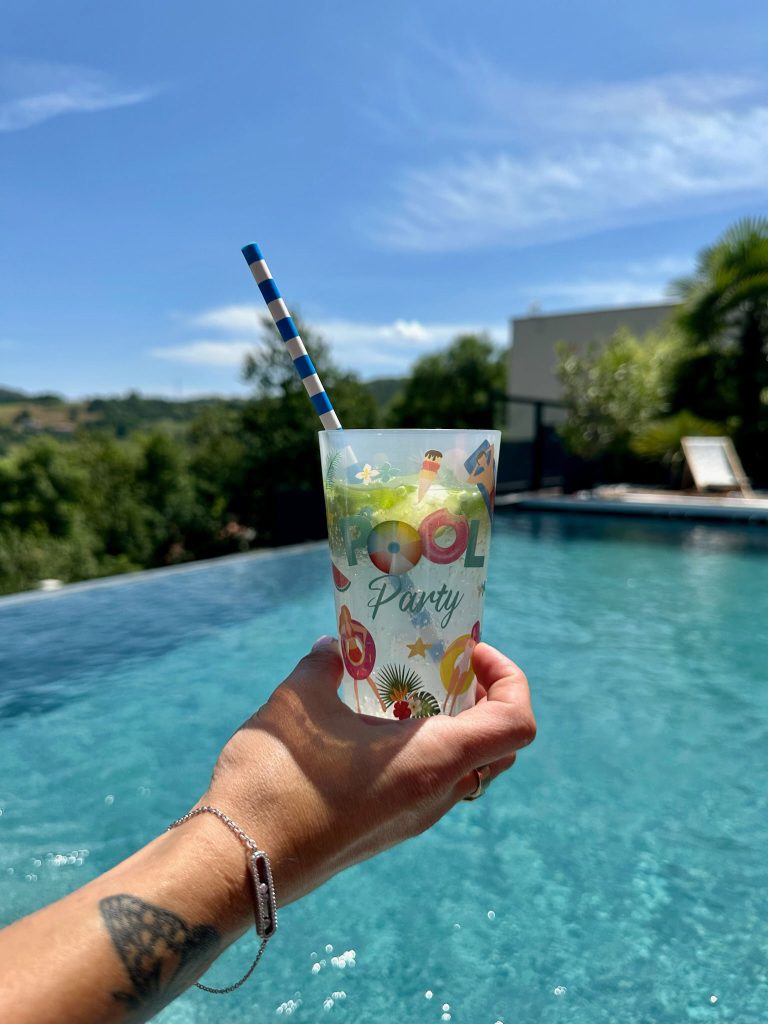 Ecocup réutilisable pour une pool party
