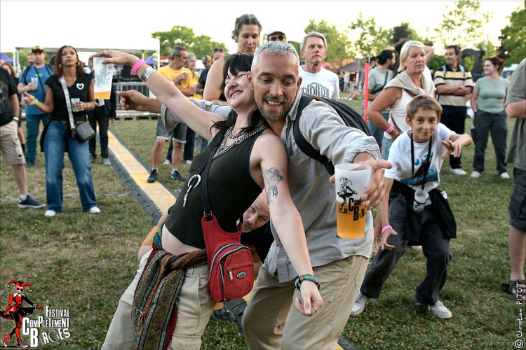 Gobelets réutilisables et personnalisés pour un festival