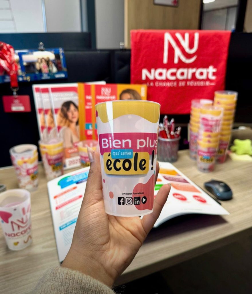Gobelets personnalisés pour le bureau