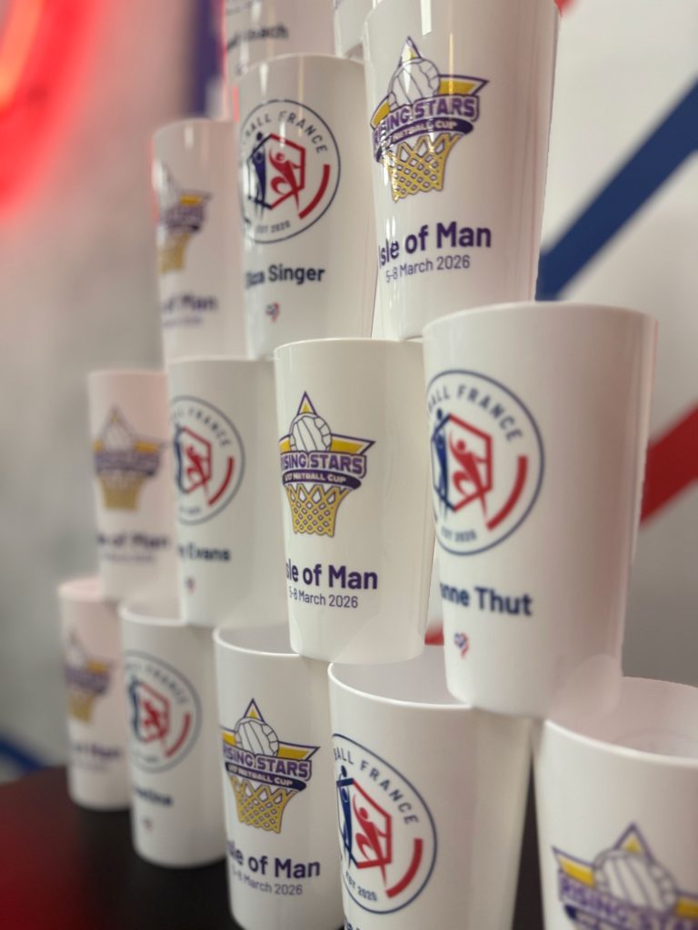 Gobelets personnalisés pour un club de sport
