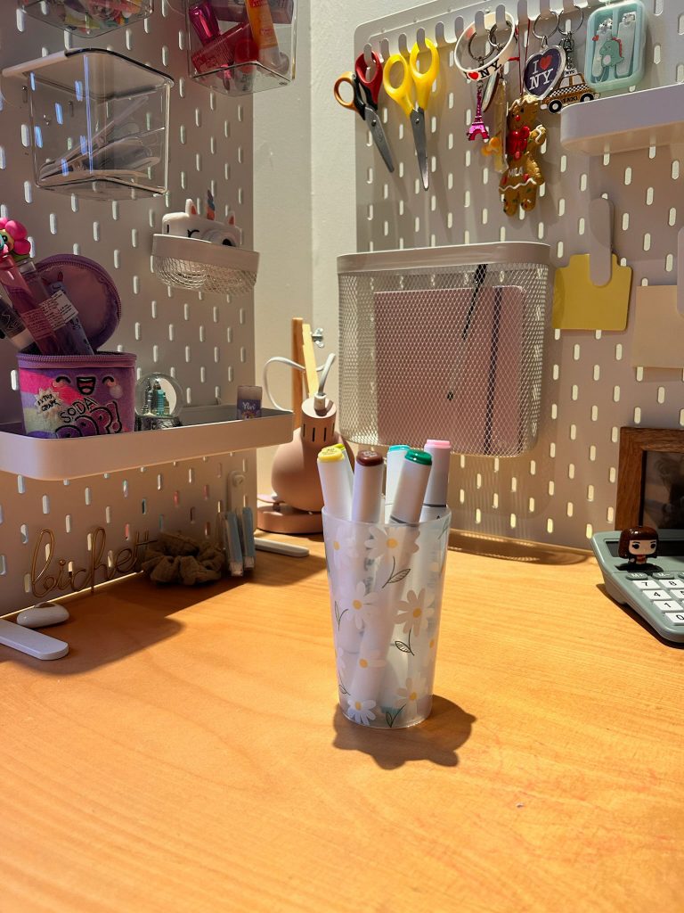 Pot à crayon avec un gobelet personnalisé